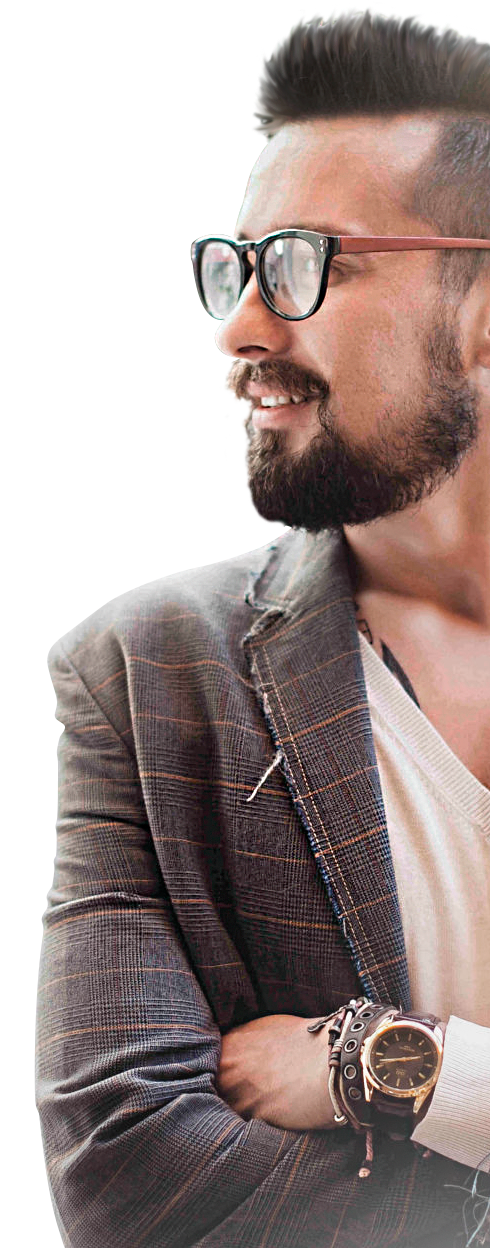 Homem usando lentes CORRECT